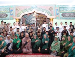 *Waka Polda Riau Pimpin Gerakan Sholat Subuh Berjamaah, Perkuat Silaturahmi dan Edukasi Kamtibmas di Pekanbaru*