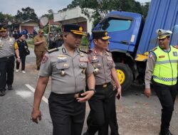 Wakapolda Sumbar Datangi Lokasi Laka Padang Panjang, Sampaikan Duka dan Imbau Keselamatan