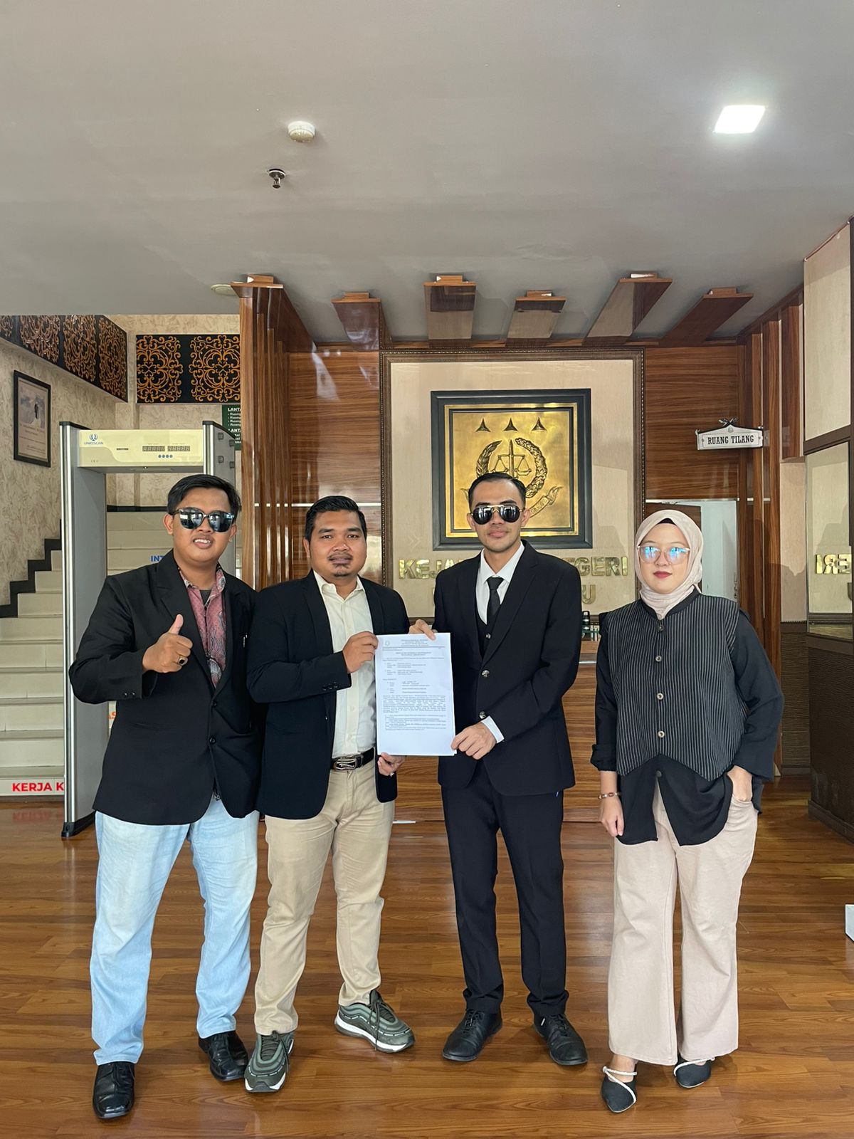 DIDUGA KRIMINALISASI ADVOKAT, POLDA RIAU DAN KEJAKSAAN DINILAI BERKONSPIRASI ABAIKAN ASAS PRAJUDISIAL DAN SEMA NOMOR 1 TAHUN 2025