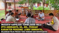 Inisiatif Kapolsek Tembilahan Hulu IPTU Andrianto, SH., MH., Perkuat Karakter Personel Lewat Binrohtal, Wujudkan Polri Presisi yang Humanis dan Berintegritas