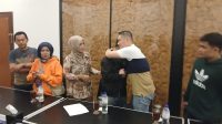 Perdamaian di Kota Padang, Teddy Fanani dan Bill Irzano Berpelukan, Kombes Pol. Susmelawati Rosya: Semoga Jadi Pembelajaran