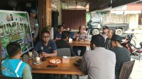 Kapolsek Tembilahan Hulu Responsif Tampung Aspirasi Warga Lewat Jumat Curhat di Pulau Palas